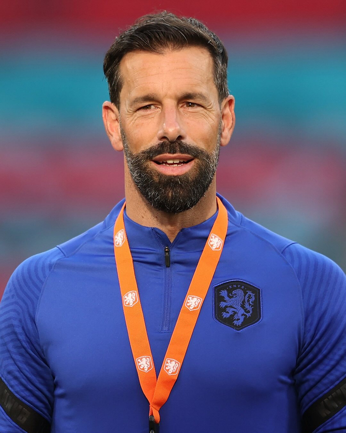 乐鱼专属体验-荷兰足协官宣范尼斯特鲁伊2月1日加入国家队教练组|世界杯|罗纳德·科曼|荷兰国家队|科曼|罗纳德_新浪体育_新浪新闻